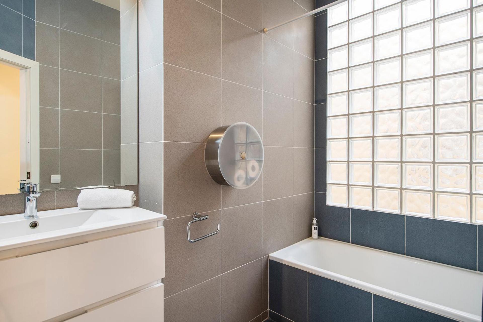 Sleep & Stay Luxury Top Floor Apt With Terrace Girona Exteriör bild